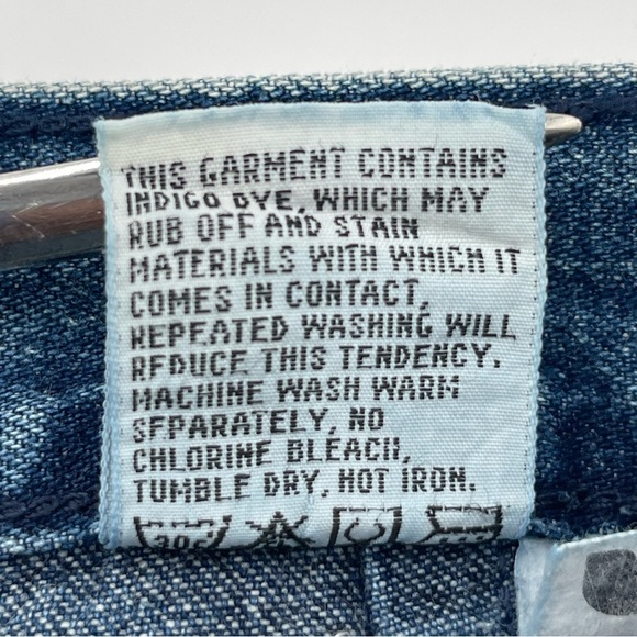 Vintage UnionBay High Waist Denim Shorts Jorts Women’s Size 32 Pleated 90s - Picture 5 of 13